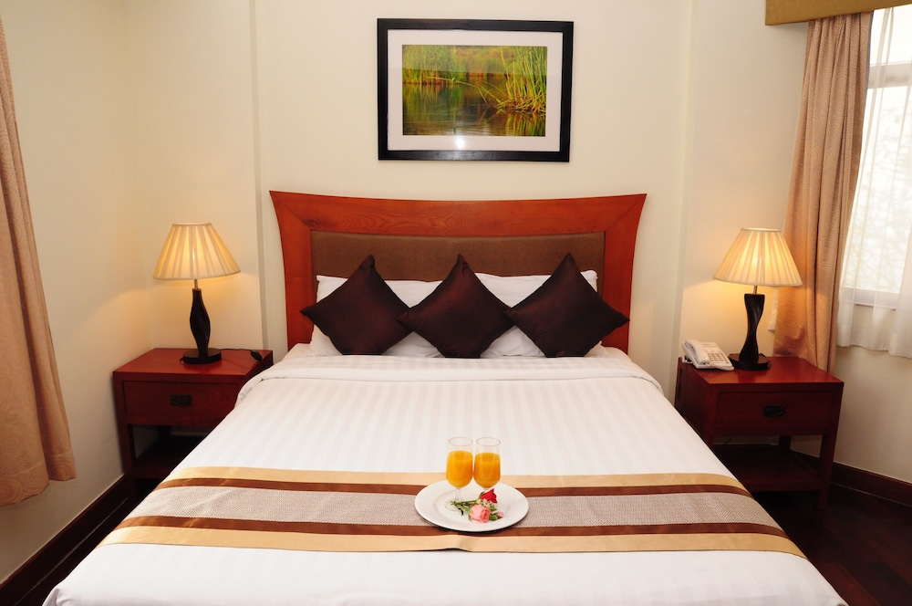 Riverside Serviced Apartments 25/72