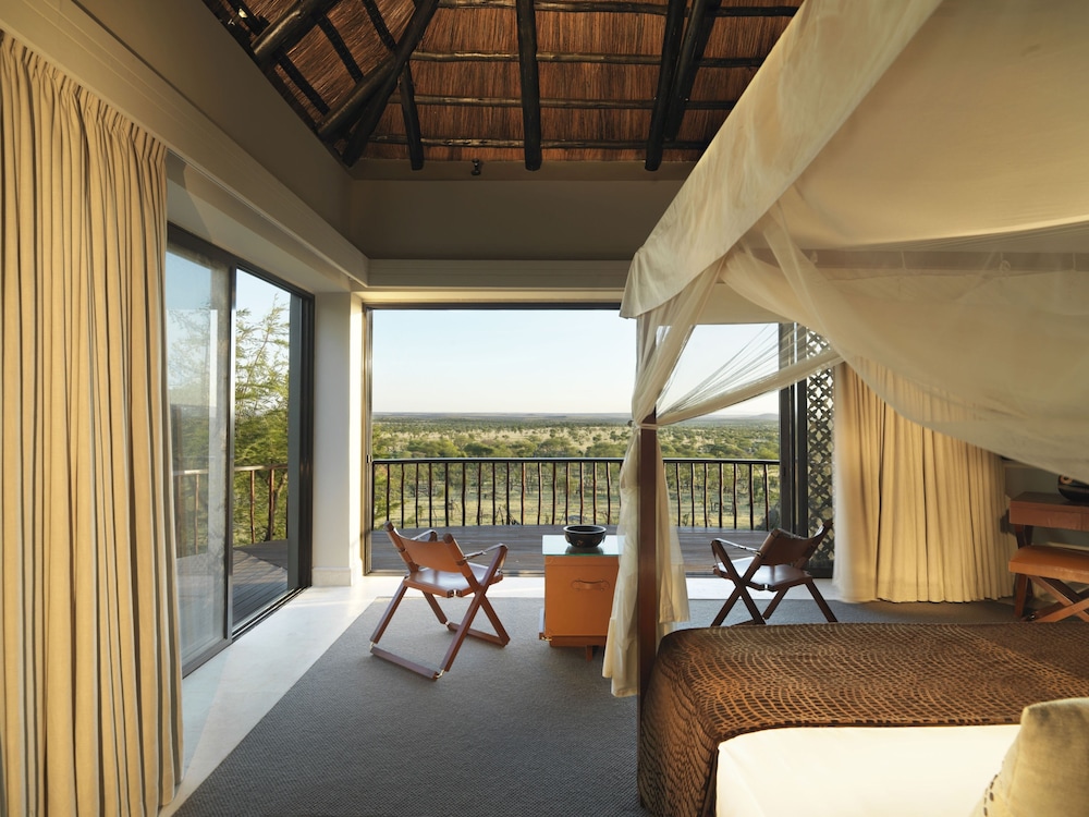 Four Seasons Safari Lodge Serengeti, Tanzania 33/66