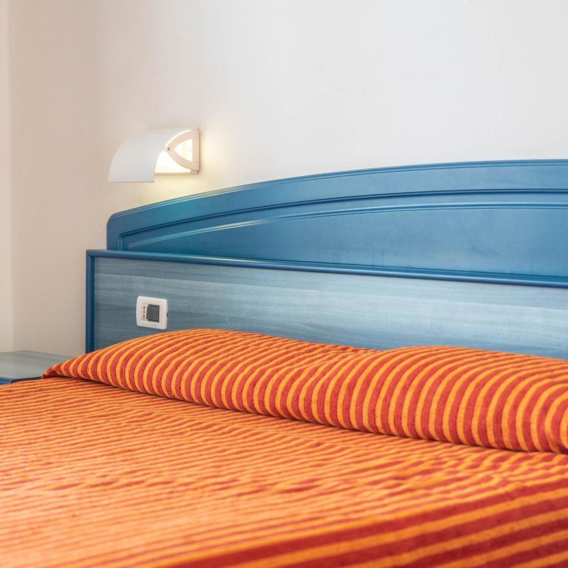 غرفة بسرير مزدوج، NICOTERA BEACH VILLAGE 5/7