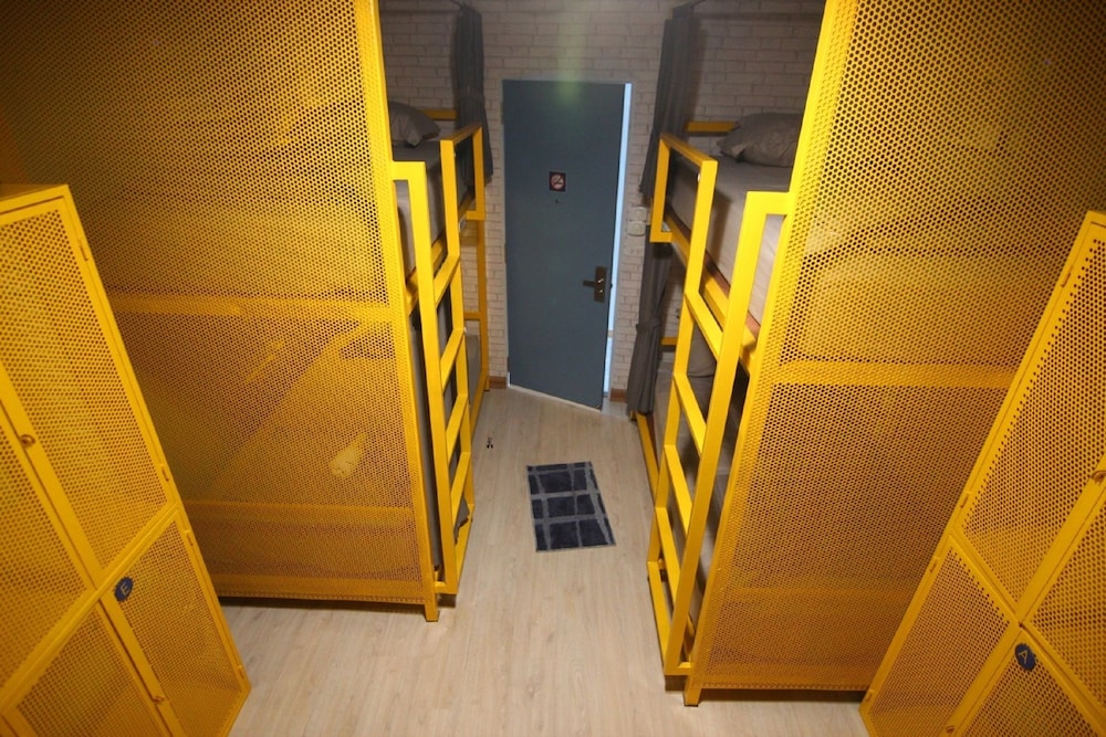 The Moon Hostel Hua Hin 57/68