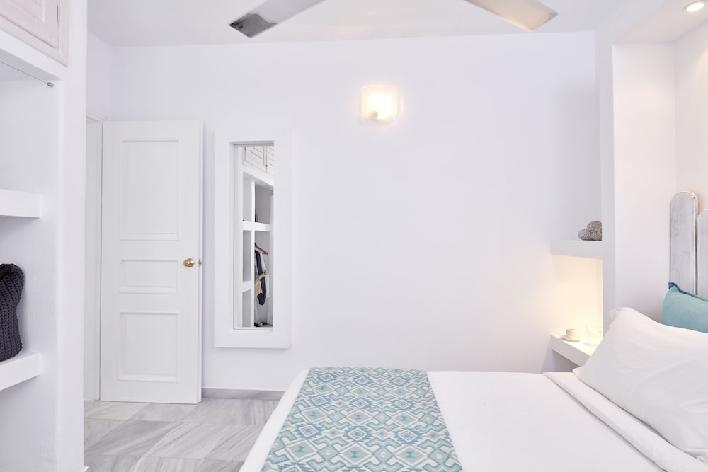 Mykonos Town Suites 46/46