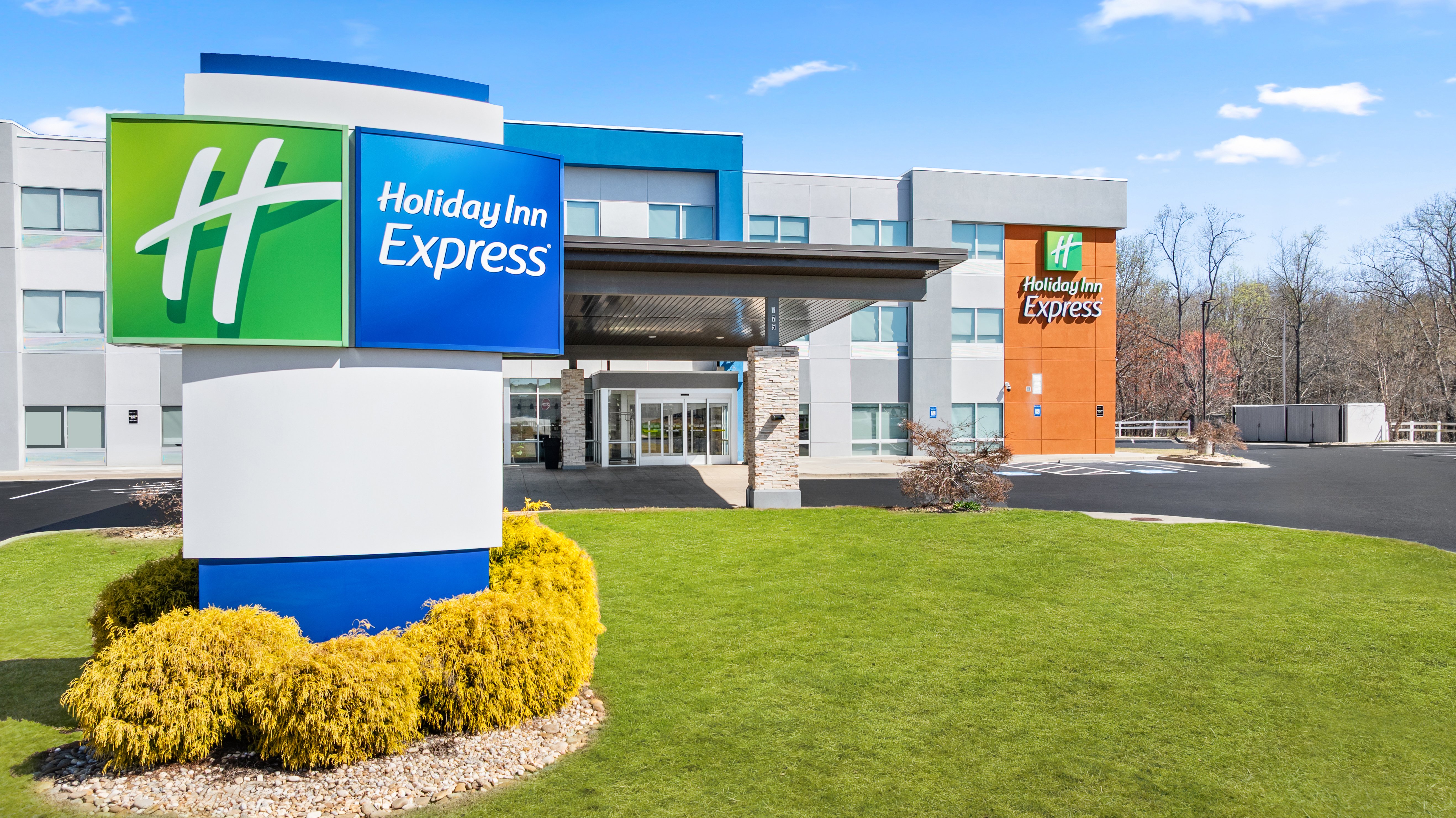 HOLIDAY INN EXPRESS BETHLEHEM 46/50