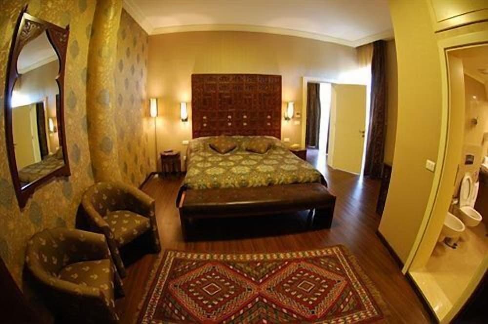 CHTAURA PARK HOTEL 29/50