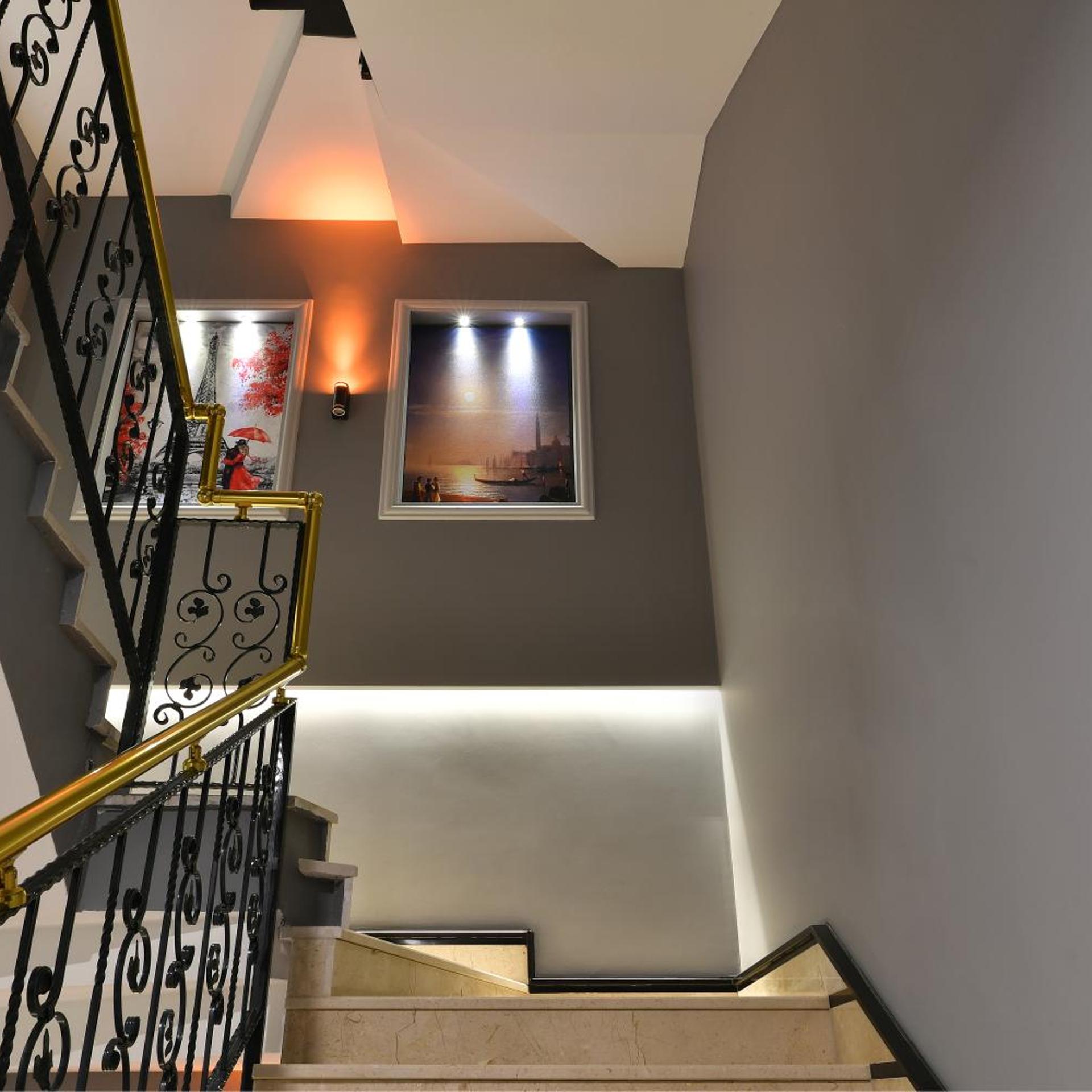 D'Lux Boutique Hotel 10/34