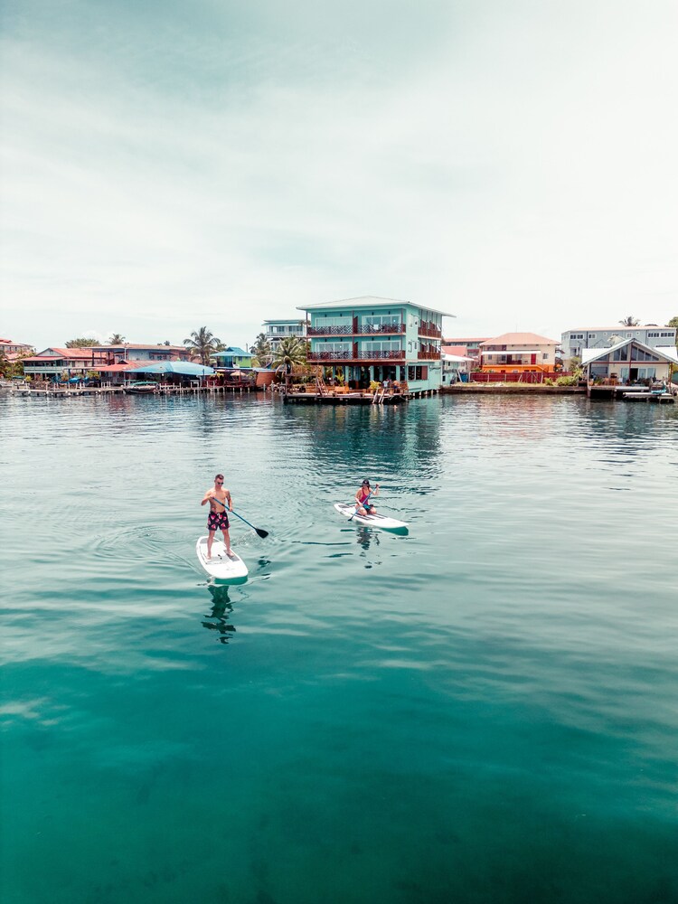 Bambuda Bocas Town 56/68