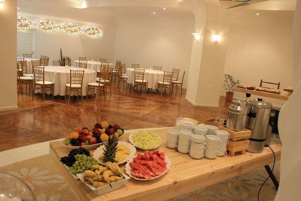Bougainville Bay Hotel 34/50