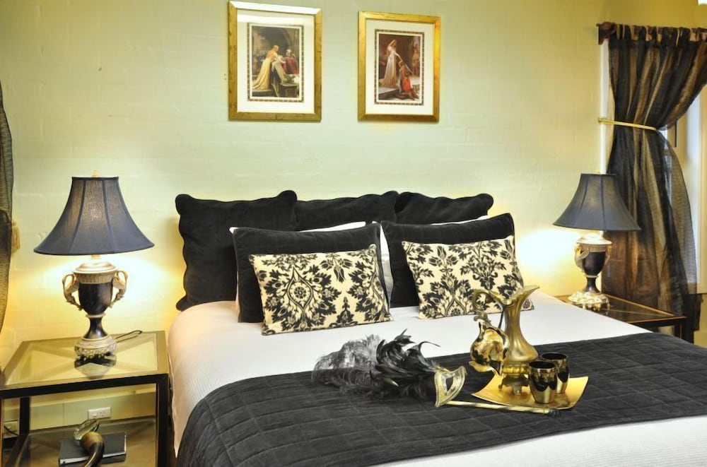 THE LOFT IN THE MILL BOUTIQUE ACCOMMODATION 25/55