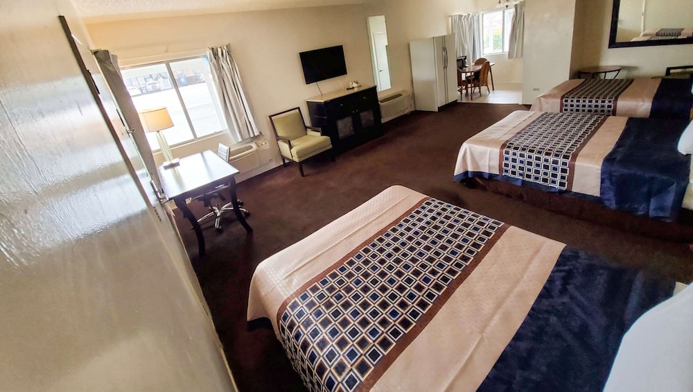 Magnuson Hotel Sierra Vista 15/36