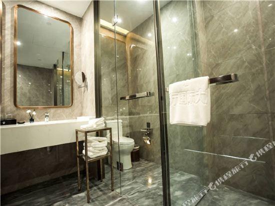 Yixiangting Juxi International Hotel 24/26