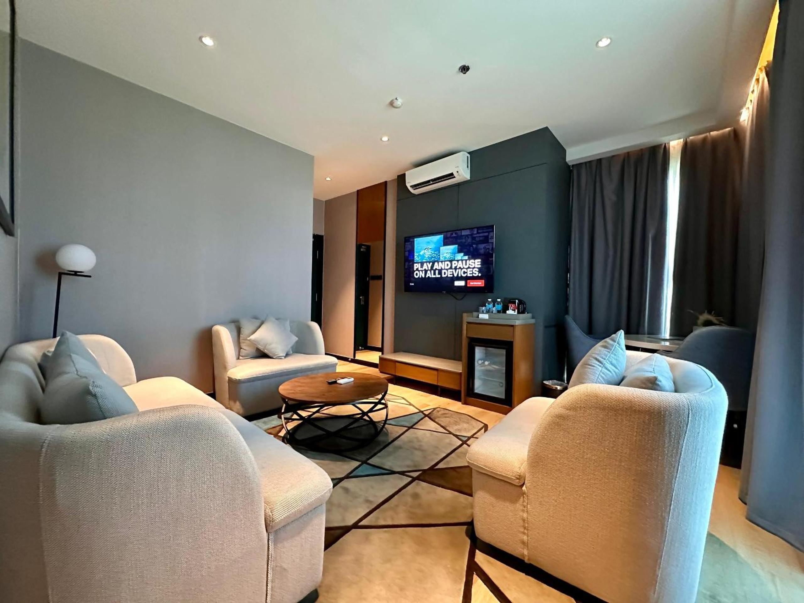 King Park Hotel 30/50