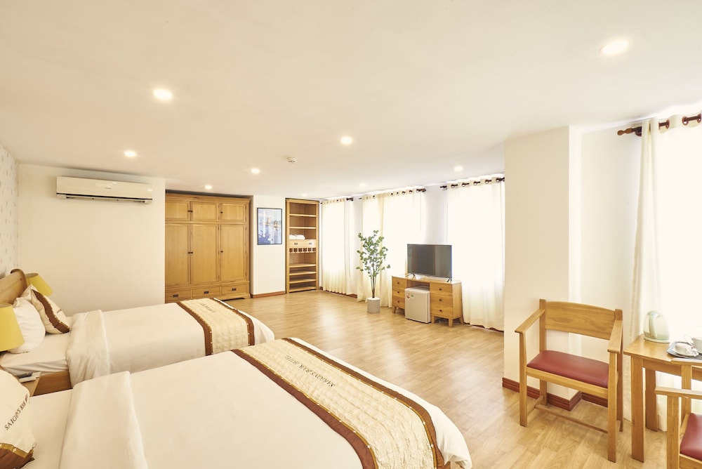 Saigon Apos S Book Hotel 34/56