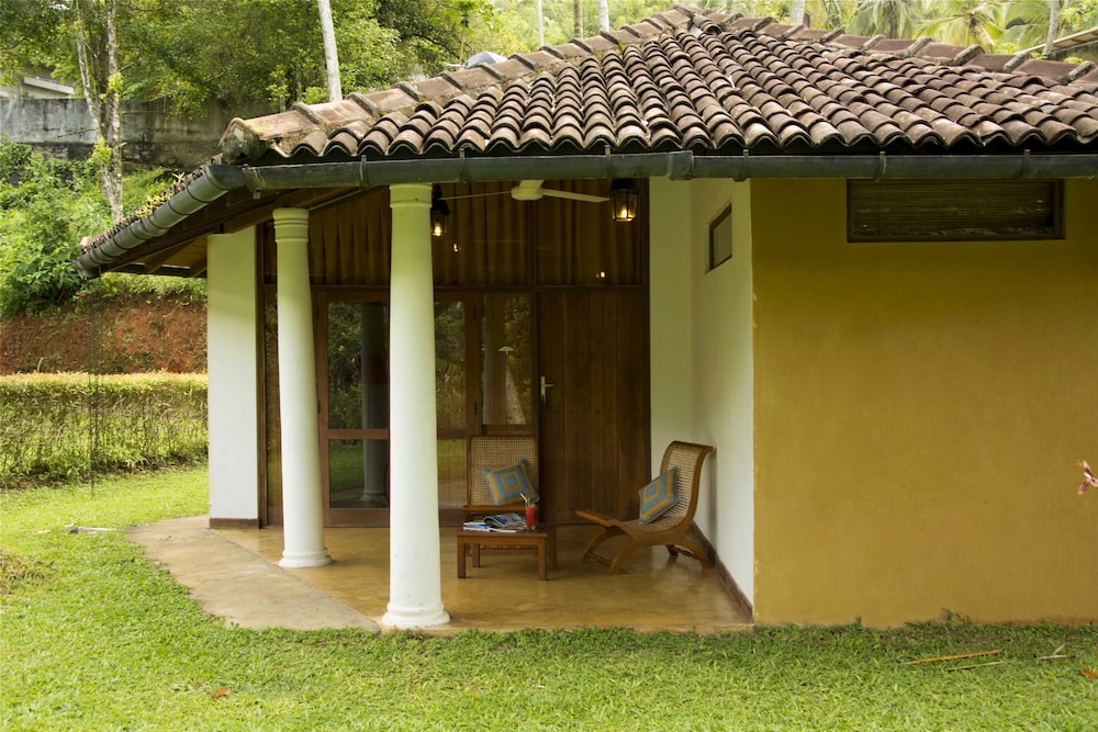 Athulya Villas 28/36