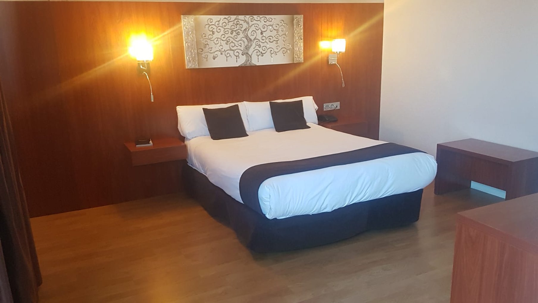 Hotel Familia Conde 6/17