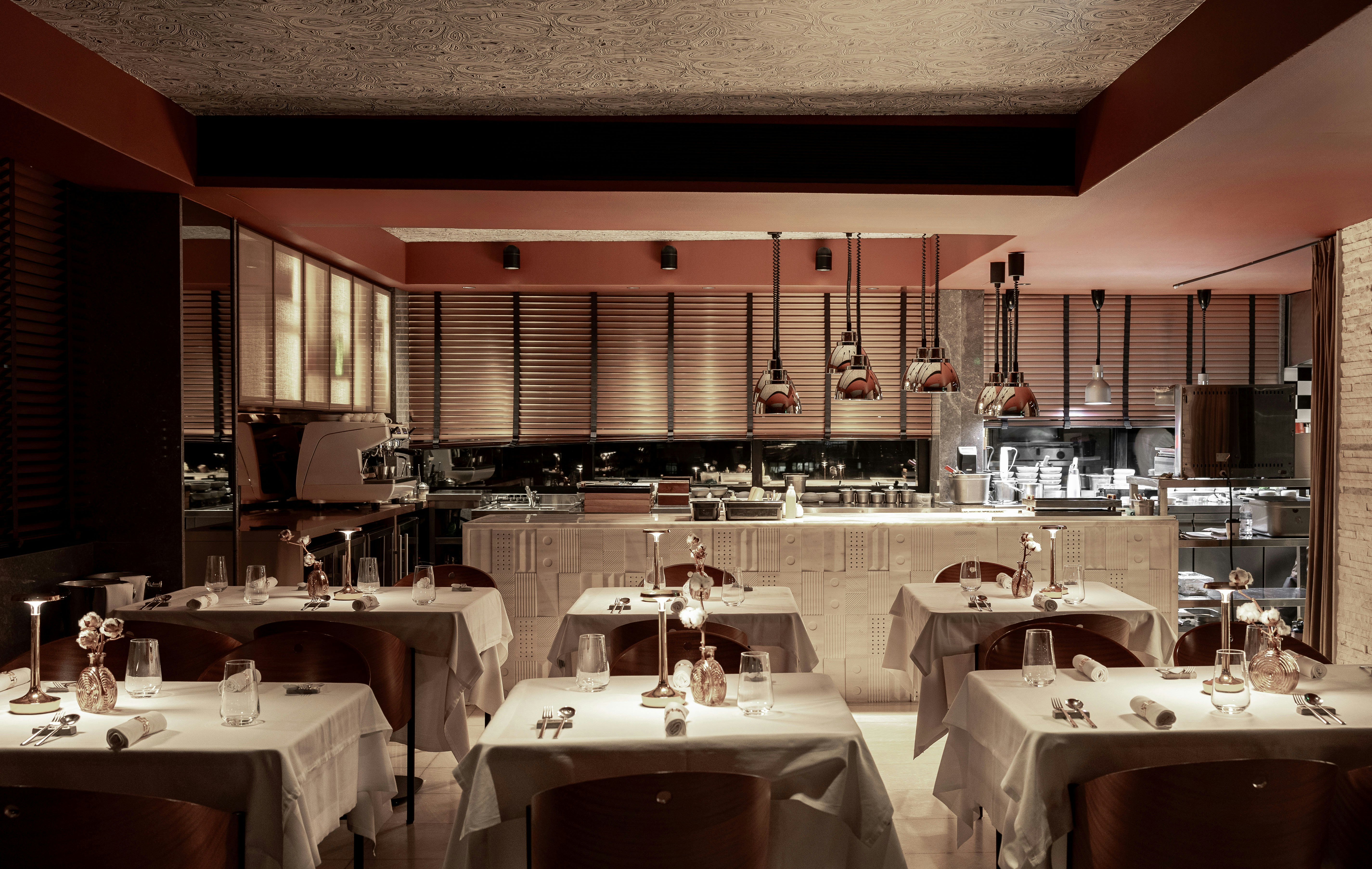 Athenswas Hotel 43/55