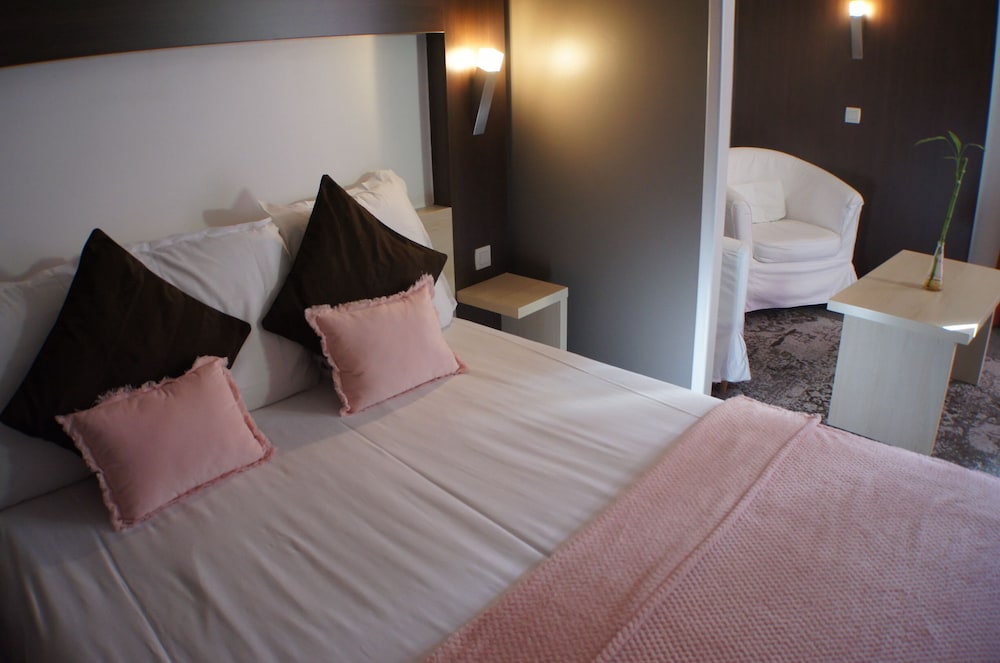 Hotel the Originals Annonay Est La Siesta 18/49