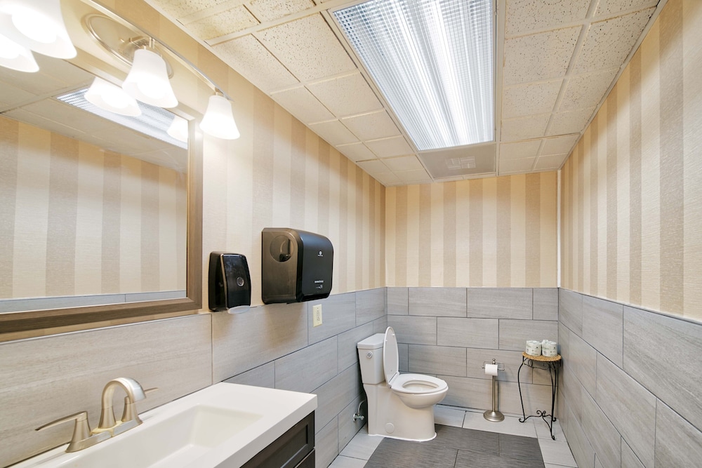 Quality Inn Chattanooga Hamilton Place 15/36