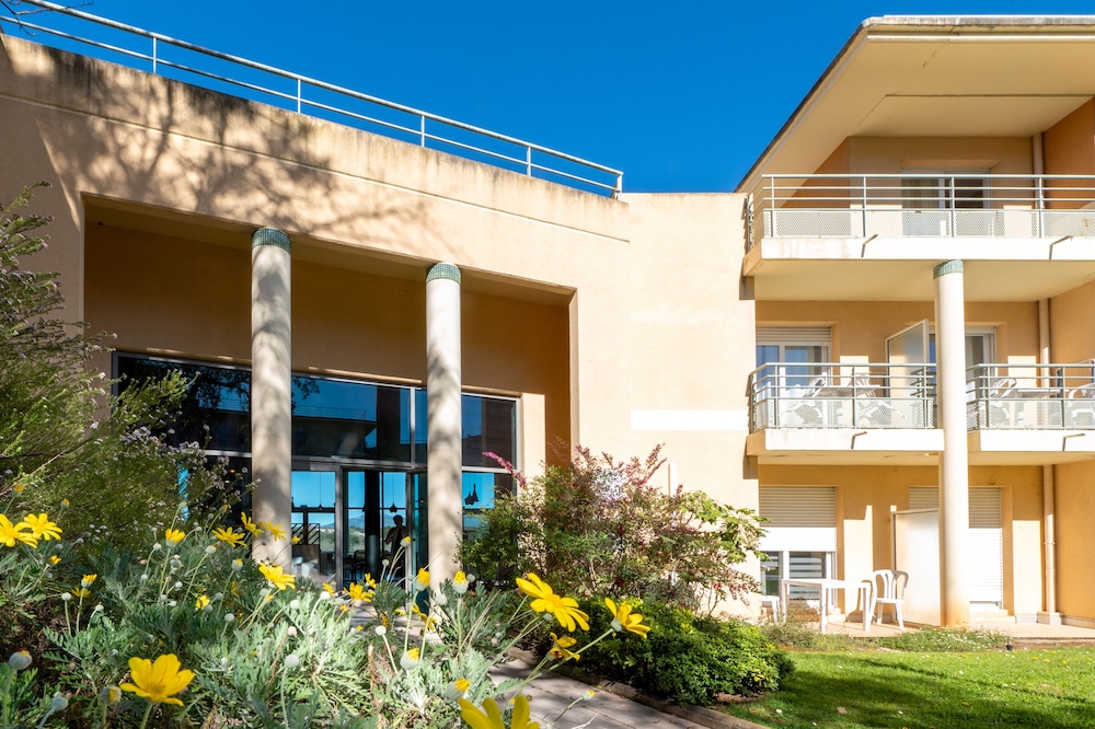 Nemea Appart Hotel Green Side Biot Sophia Antipolis 2/50