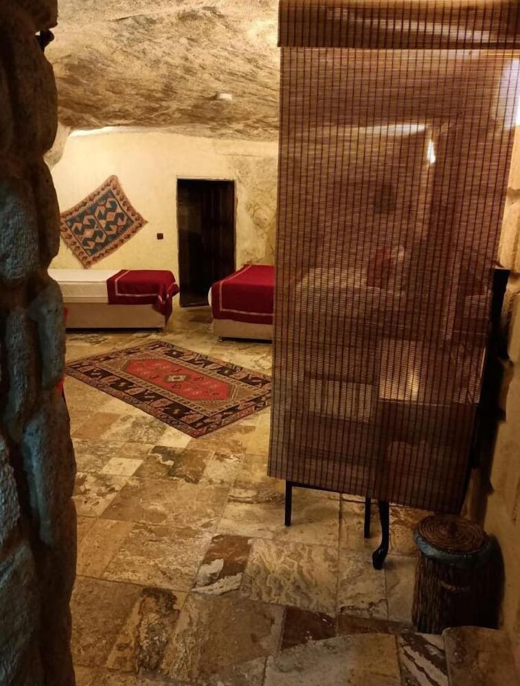 Roca Cappadocia 41/50