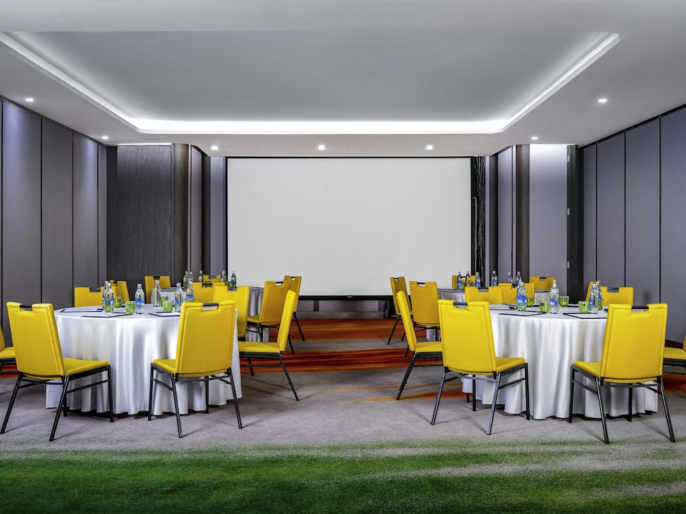 ibis Styles Bangkok Silom 35/47
