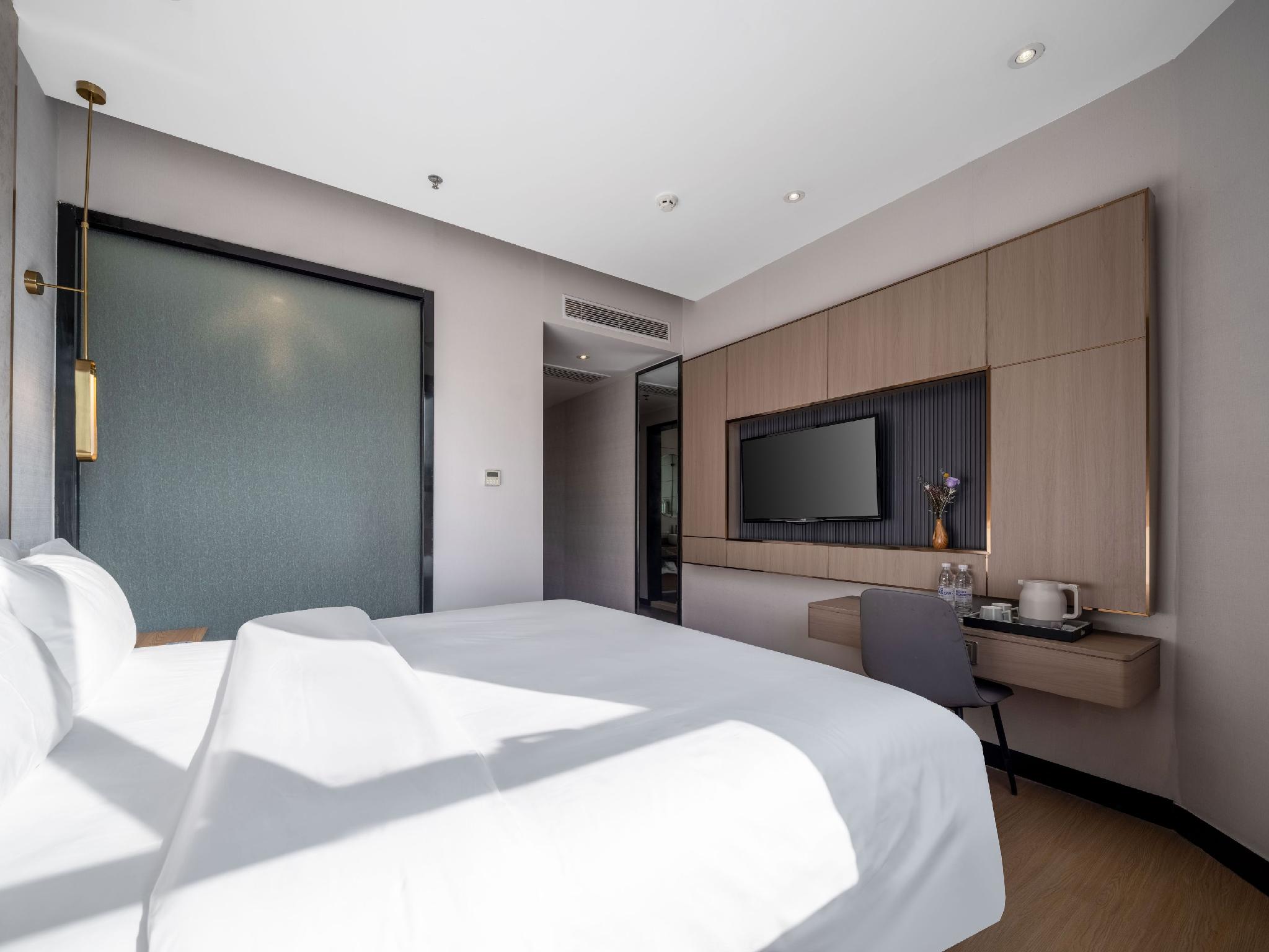 Lavande Hotel 19/40