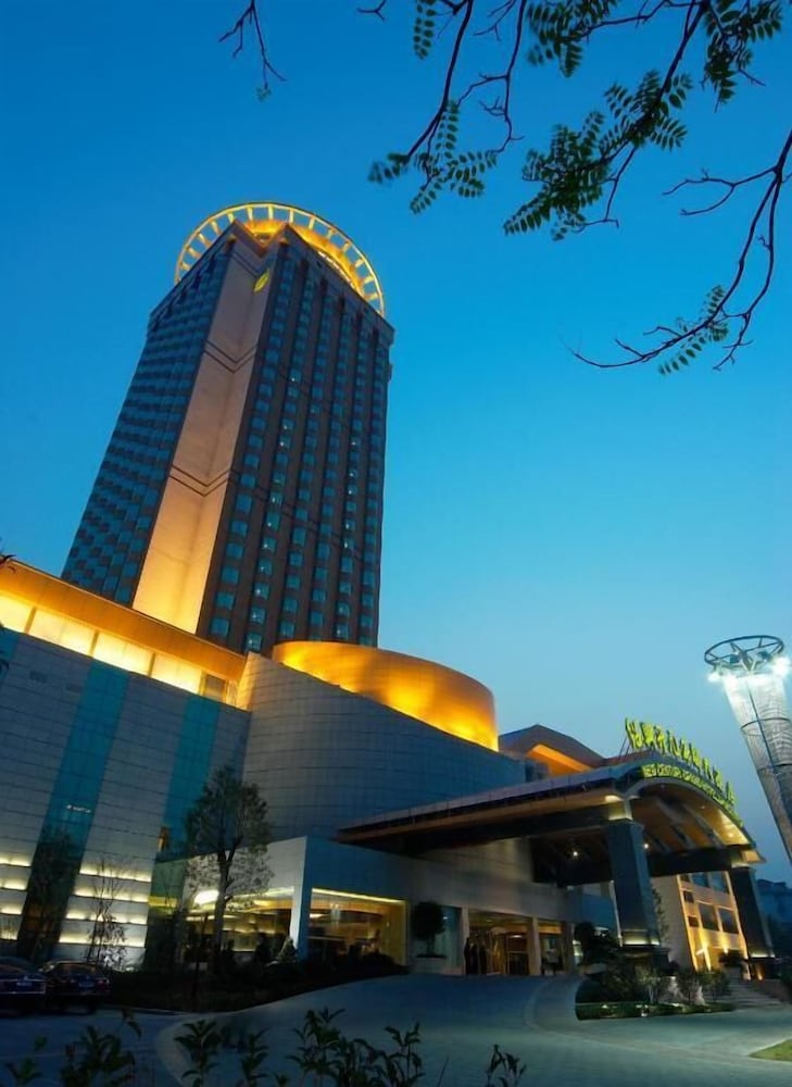 New Century Grand Hotel Shaoxing 4/47
