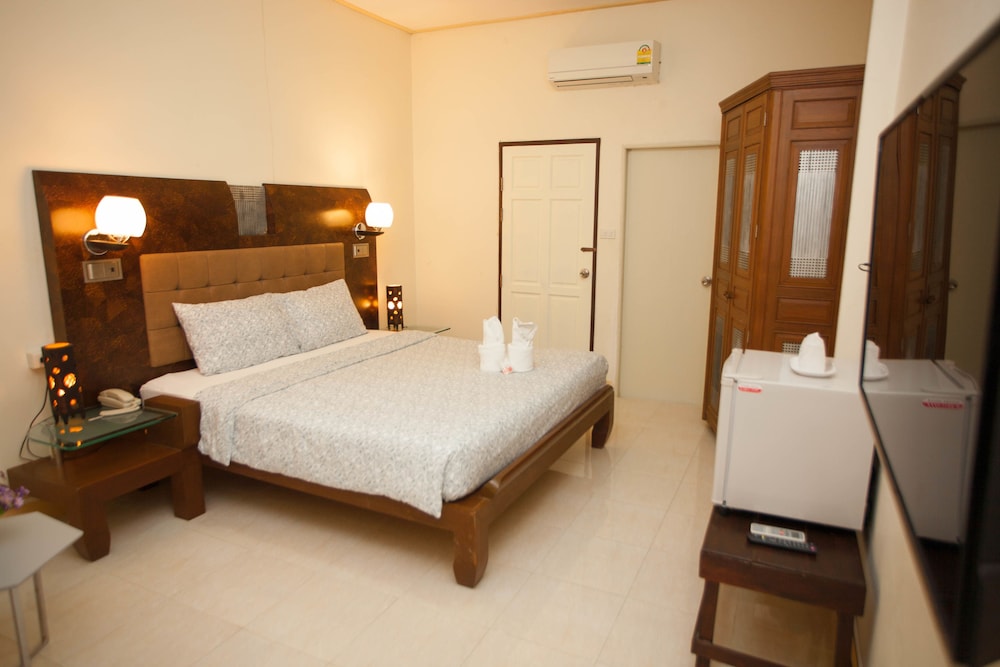 Lotusland Resort 26/49