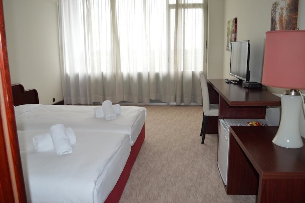 Garni Hotel Jugoslavija 28/62