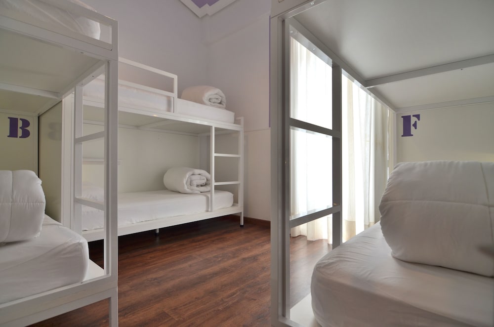 Far Home Atocha 45/50