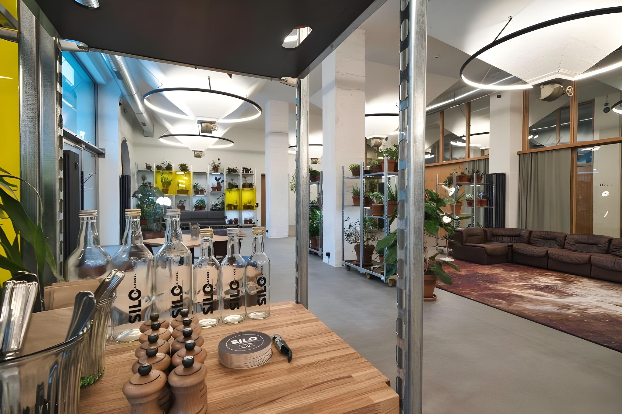 Silo Design and Boutique Hostel 24/28