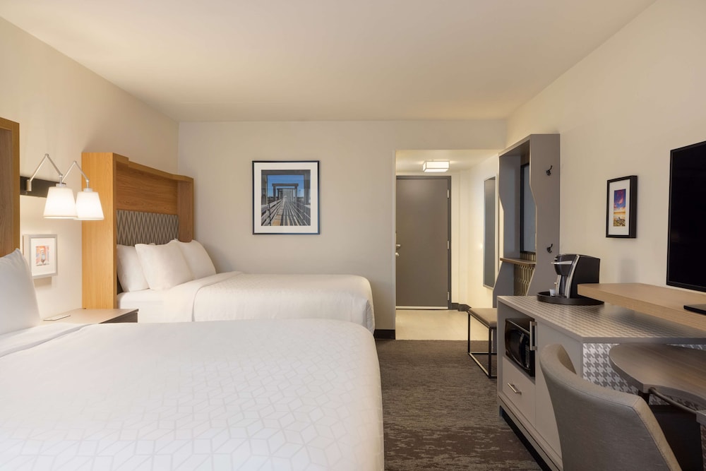 ROOM, 2 QUEEN BEDS, ACCESSIBLE