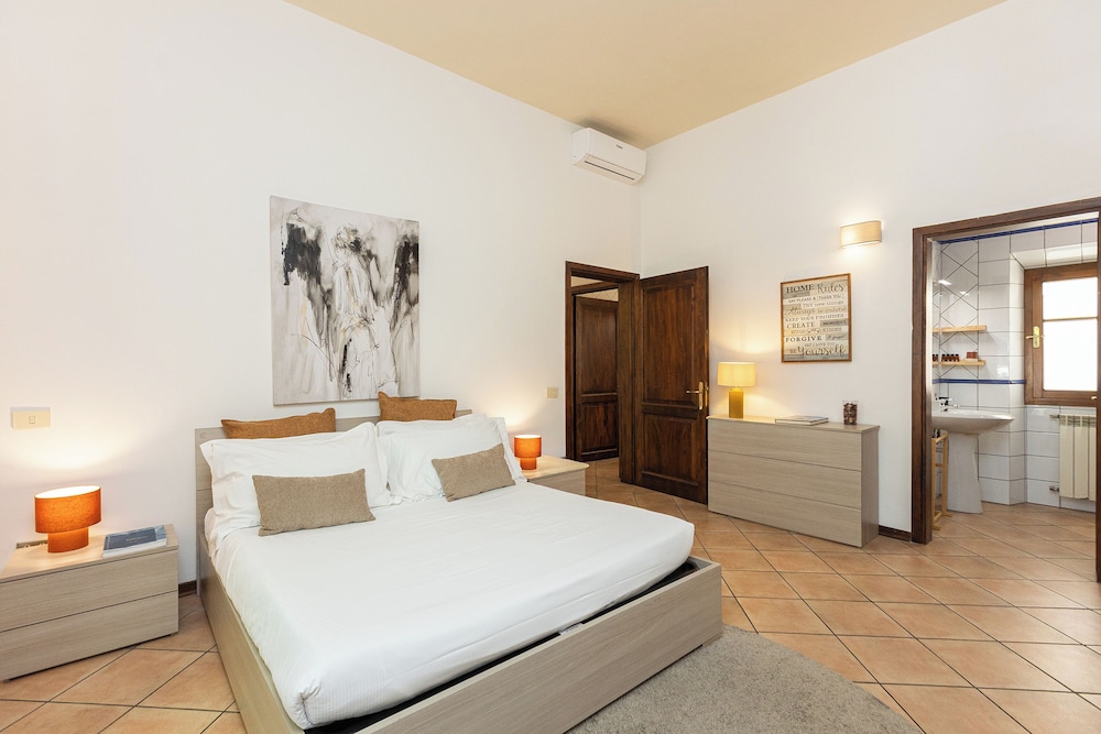Rental In Rome Rosselli Palace Apartment 2 17/50