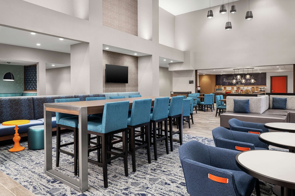Hampton Inn & Suites Bridgeview Chicago 26/41