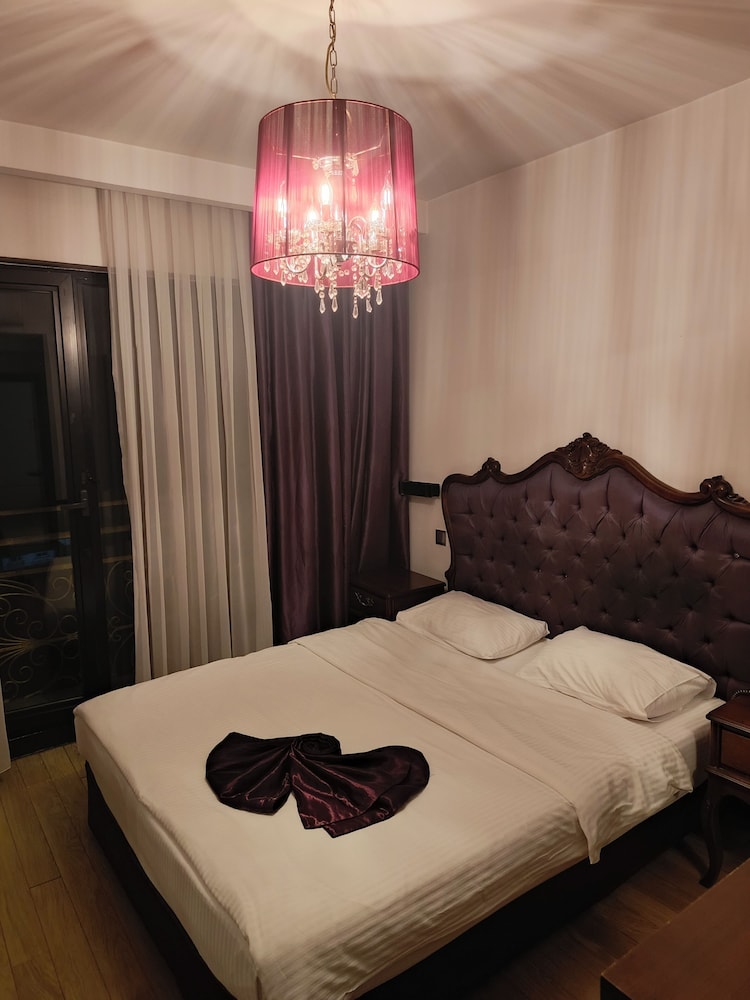 Bab-i Zer Konaklama ve Restaurant 13/50
