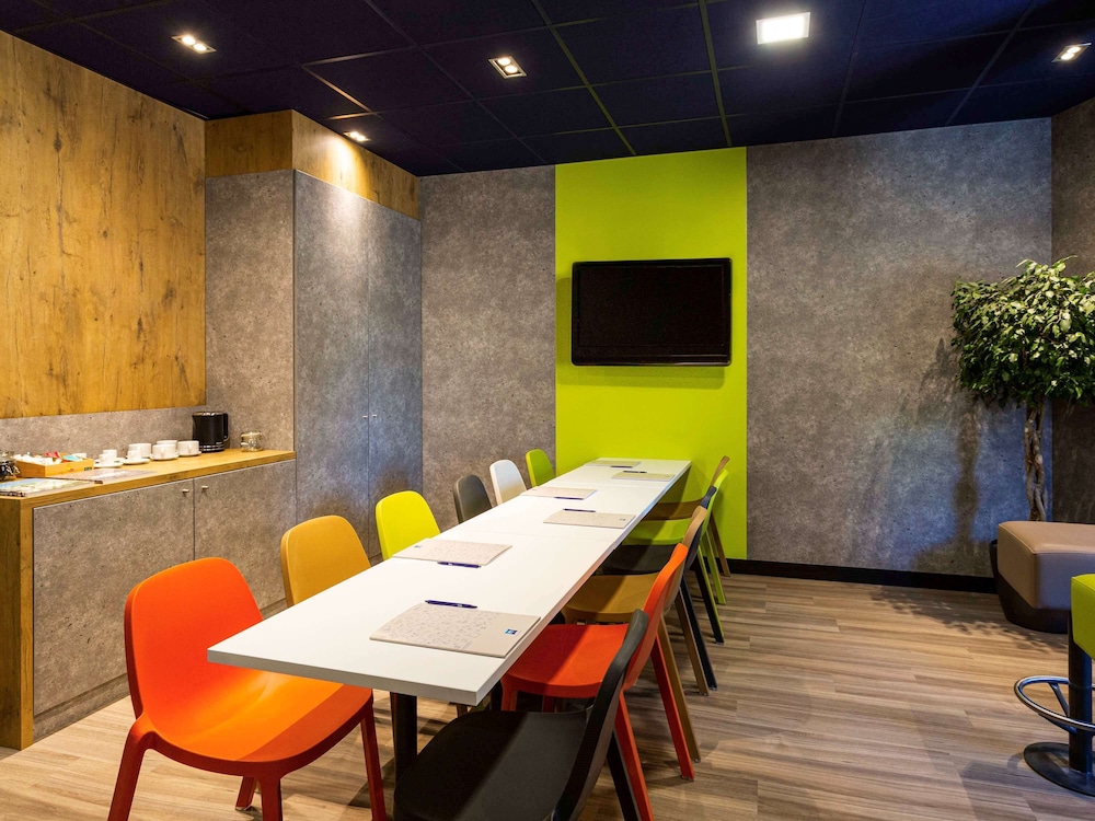 Ibis Budget Bordeaux Centre Gare Saint Jean 60/72