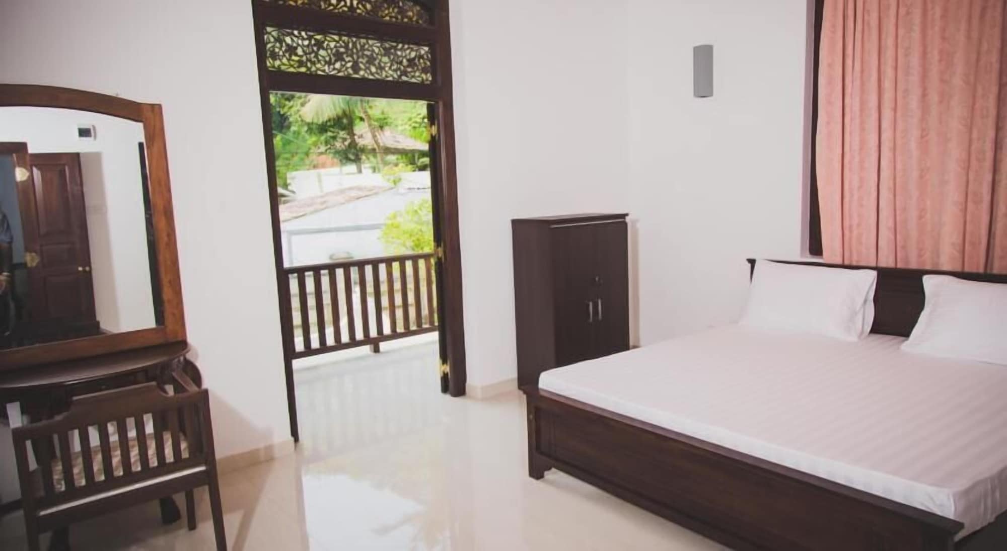 ROOM, DOUBLE BED, PRIVATE BATHROOM