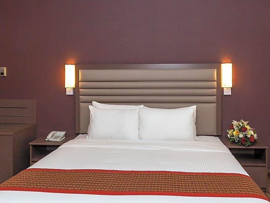 Wave International Hotel (ex Florida) 16/18