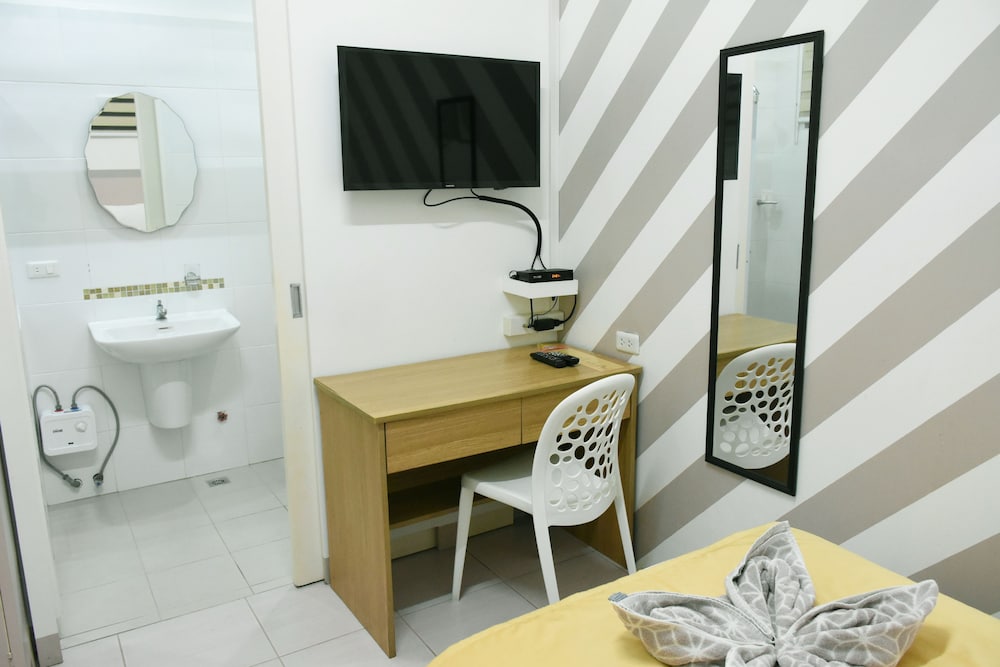 Alicia Tower Residences 40/52