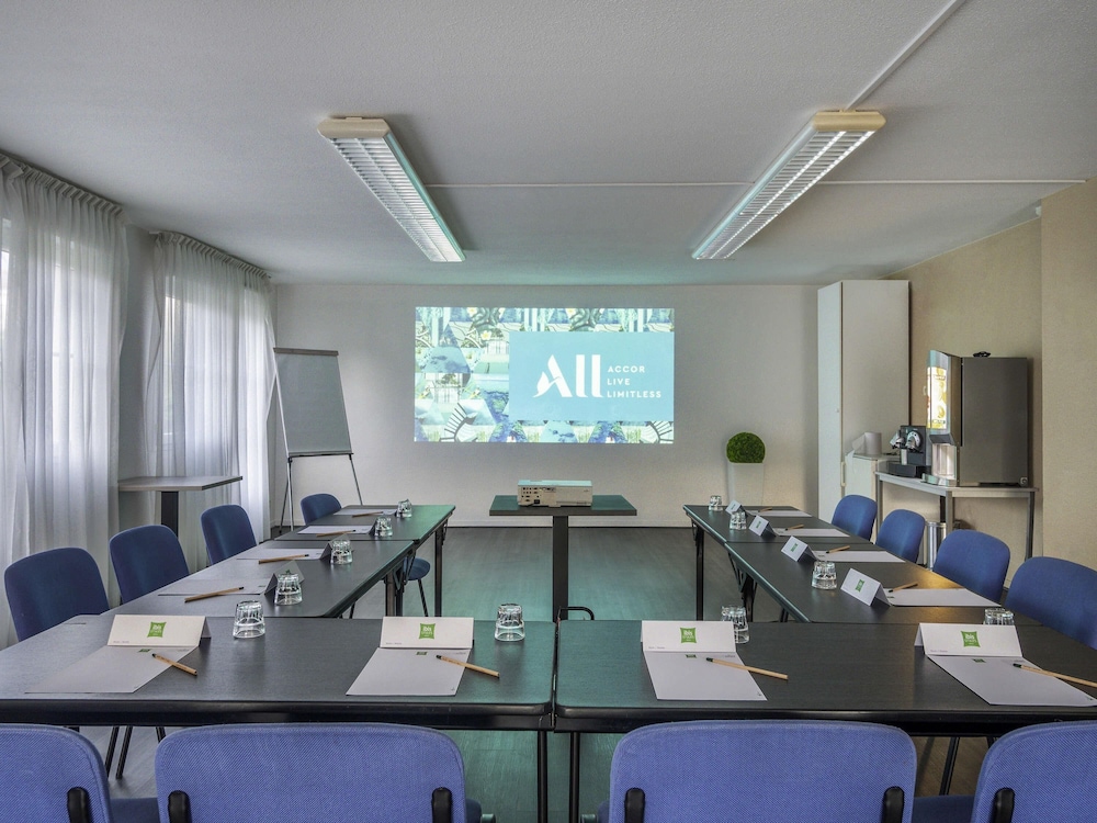 Ibis Styles Marennes Oleron 38/53
