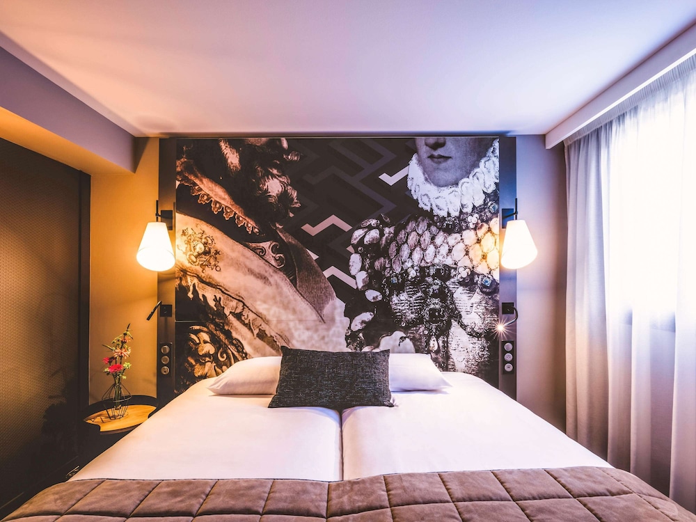 MERCURE PAU PALAIS DES SPORTS 10/67