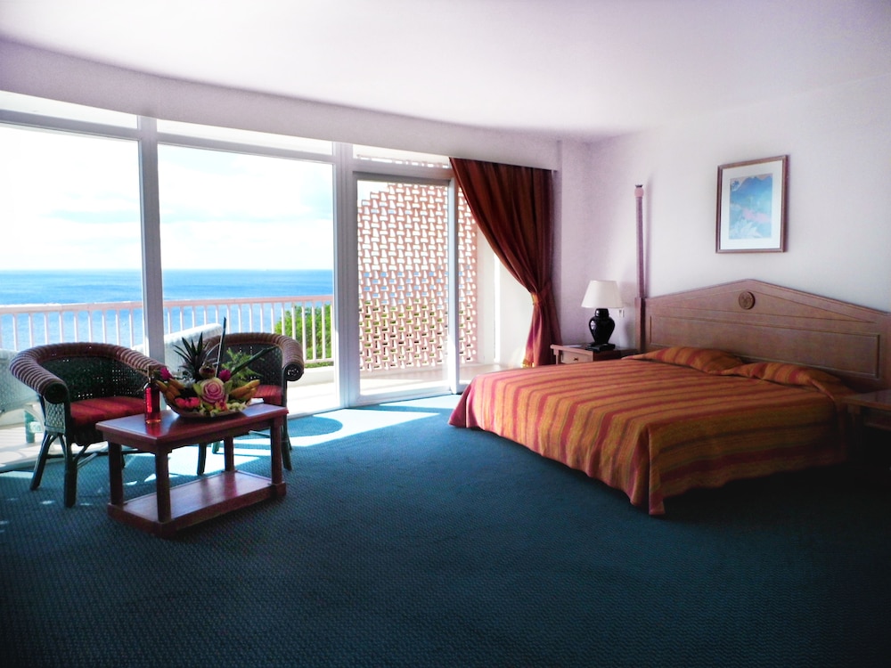 HOTEL LA BATELIERE 15/50