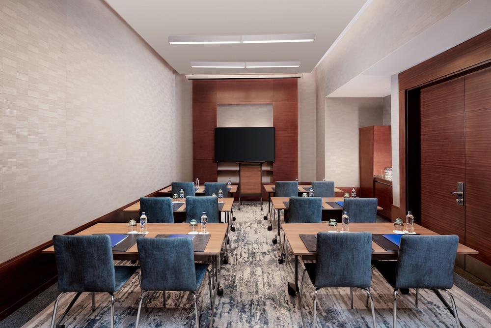 Delta Hotels By Marriott Istanbul Levent 67/70