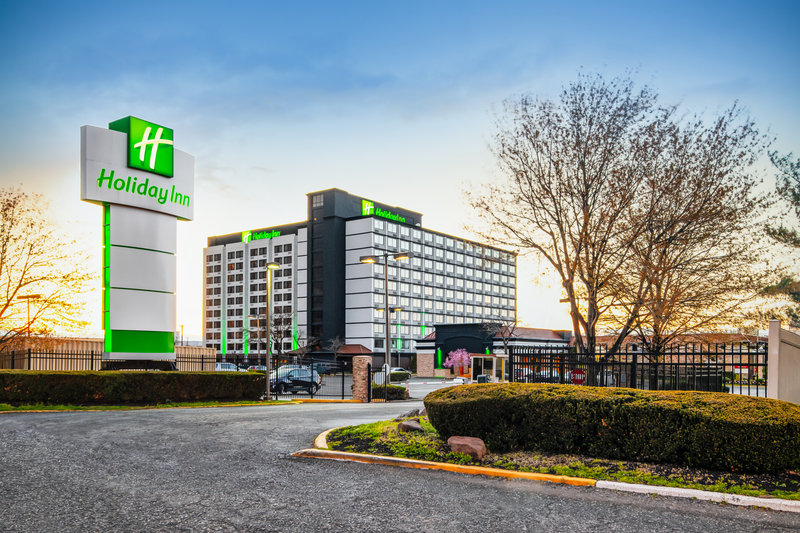 Holiday Inn Newark International Airport An Ihg Hotel 81/84