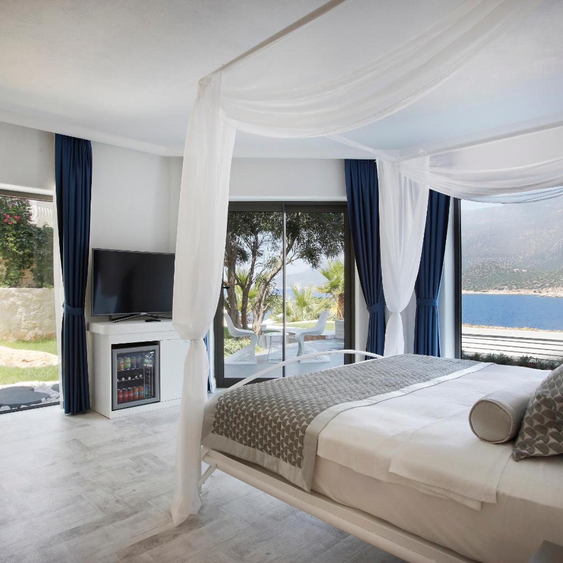 Suite, Sea View