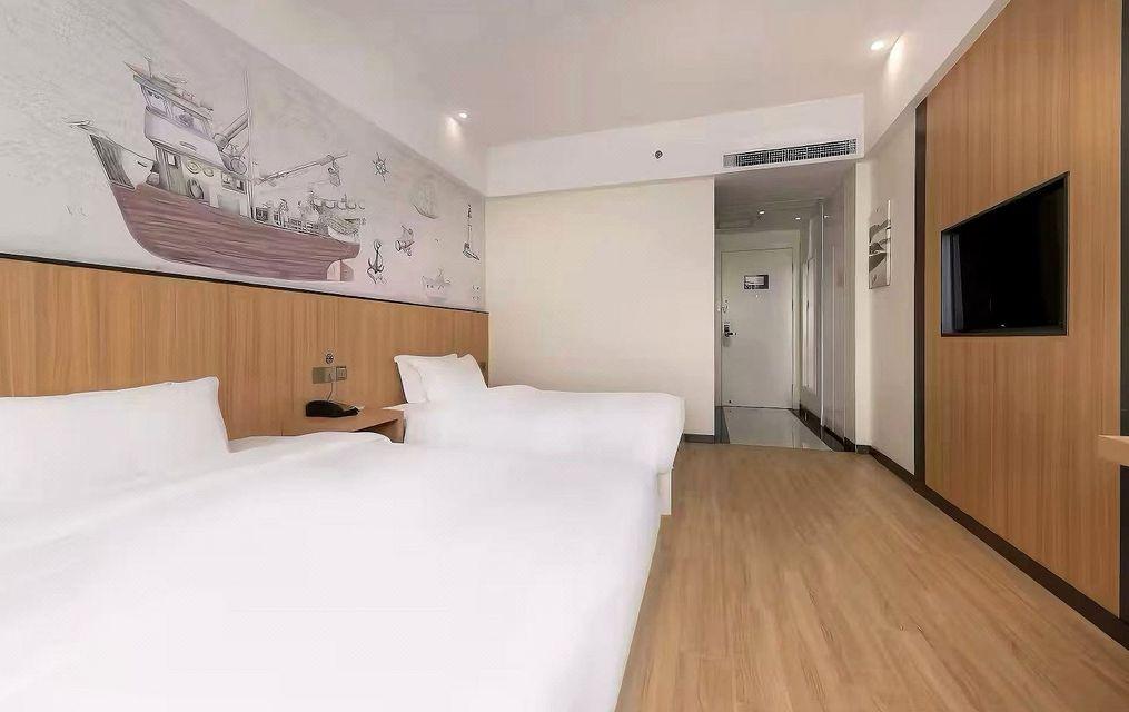 Deluxe, 2 Beds