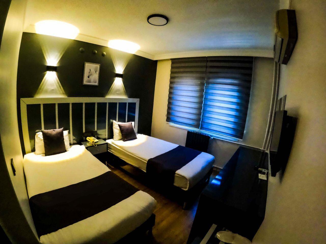 Rer Hotel 6/13