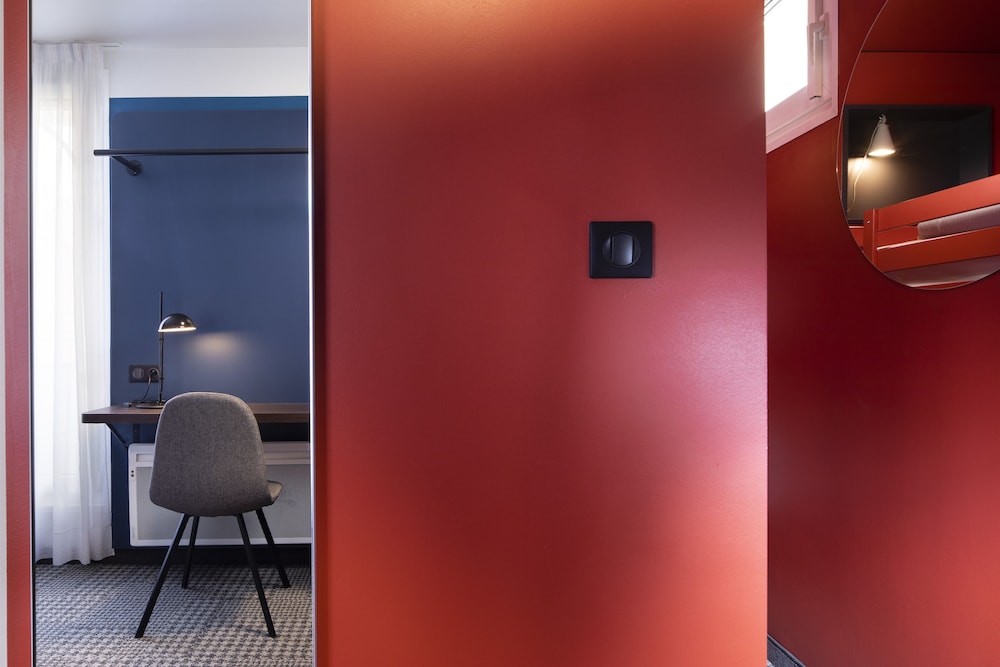 Hotel Le Bugatti 30/64