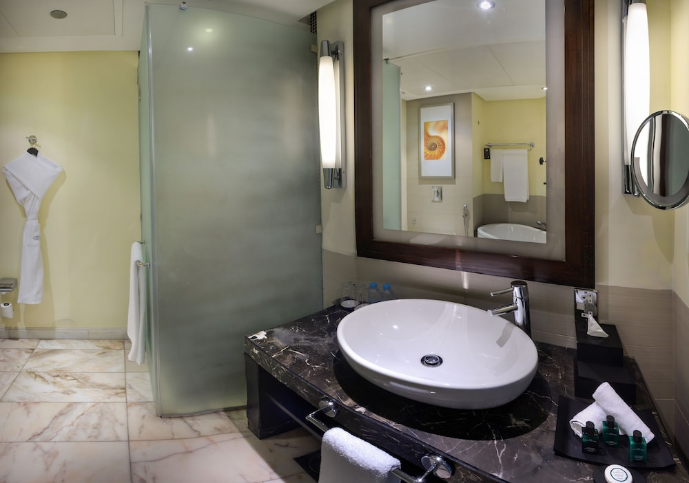 فندق سوفيتل كورنيش الخبر(Sofitel Al Khobar the Corniche) 20/66