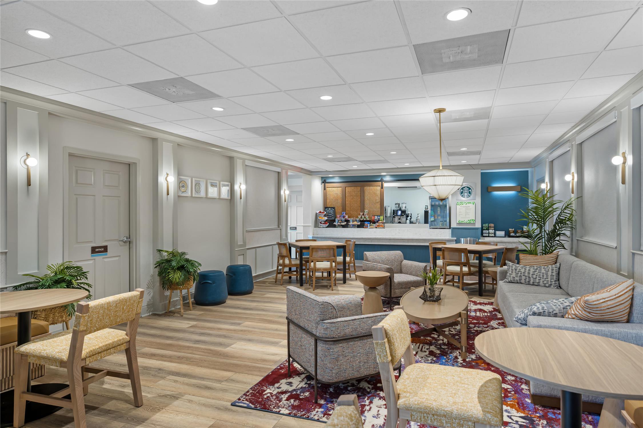 Sonesta ES Suites Orlando Lake Buena Vista 59/78