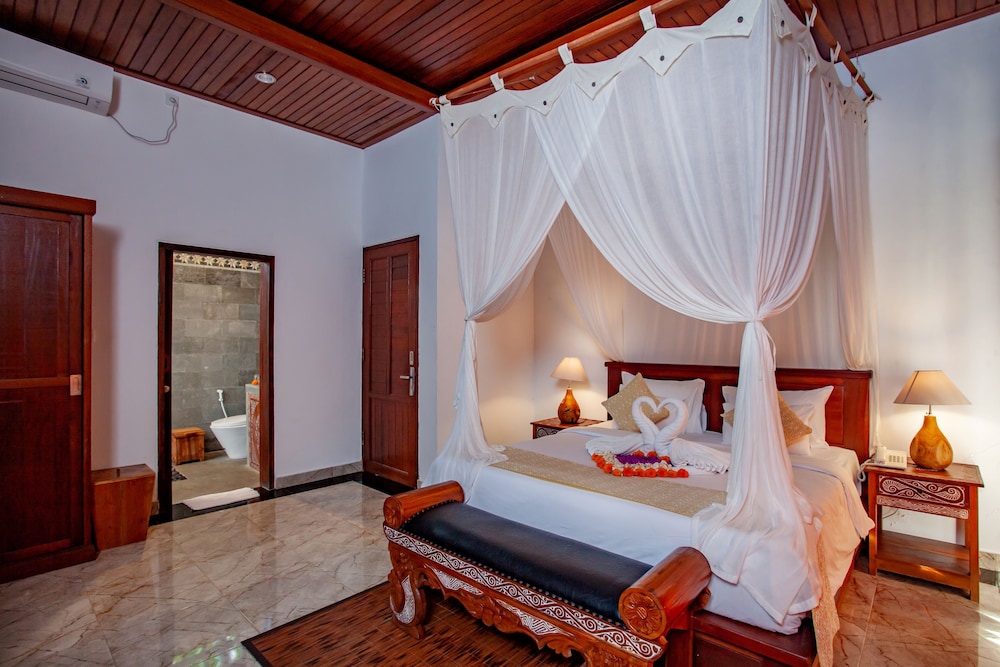 Campuhan Sebatu Resort 24/64