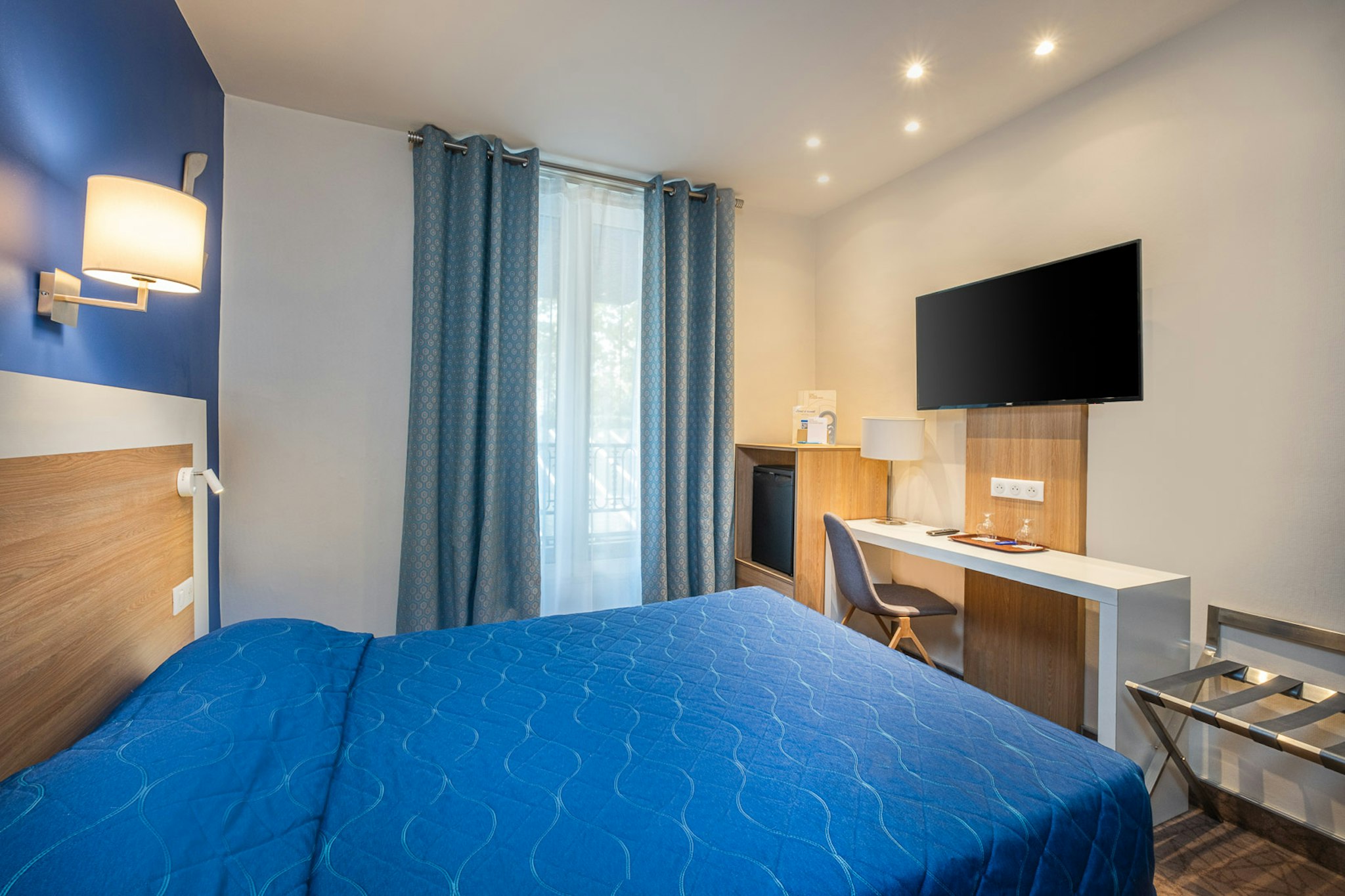 HOTEL TERMINUS MONTPARNASSE 34/63